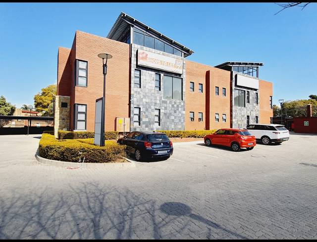 278M² OFFICE TO LET IN CARLSWALD